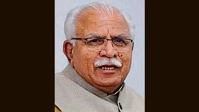 Khattar urges Punjab to curb farm fires Khattar urges Punjab to curb farm fires