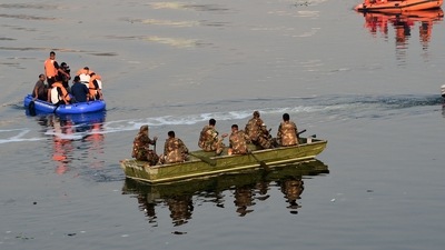 A century-old cable suspension bridge collapsed into the Machchu river in Gujarat's Morbi district on Sunday sending hundreds plunging into the water and reportedly killing at least 134 in one of the worst accidents in the country in the past decade. (AFP) A century-old cable suspension bridge collapsed into the Machchu river in Gujarat's Morbi district on Sunday sending hundreds plunging into the water and reportedly killing at least 134 in one of the worst accidents in the country in the past decade. (AFP)