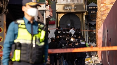 South Korean President declares mourning after Halloween crush kills 151 (Bloomberg)