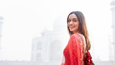 Manushi Chhillar was all smiles as she posed with the Taj Mahal in the backdrop. (Instagram/@manushi_chhillar) Manushi Chhillar was all smiles as she posed with the Taj Mahal in the backdrop. (Instagram/@manushi_chhillar)