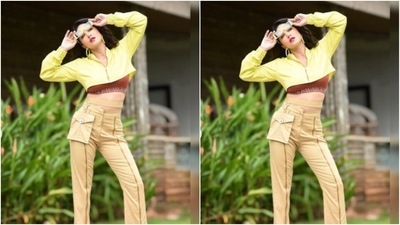 Sunny, from the sets of the popular TV series MTV Splitsvilla, shared a slew of pictures of herself dressed to chill. (Instagram/@sunnyleone) Sunny, from the sets of the popular TV series MTV Splitsvilla, shared a slew of pictures of herself dressed to chill. (Instagram/@sunnyleone)