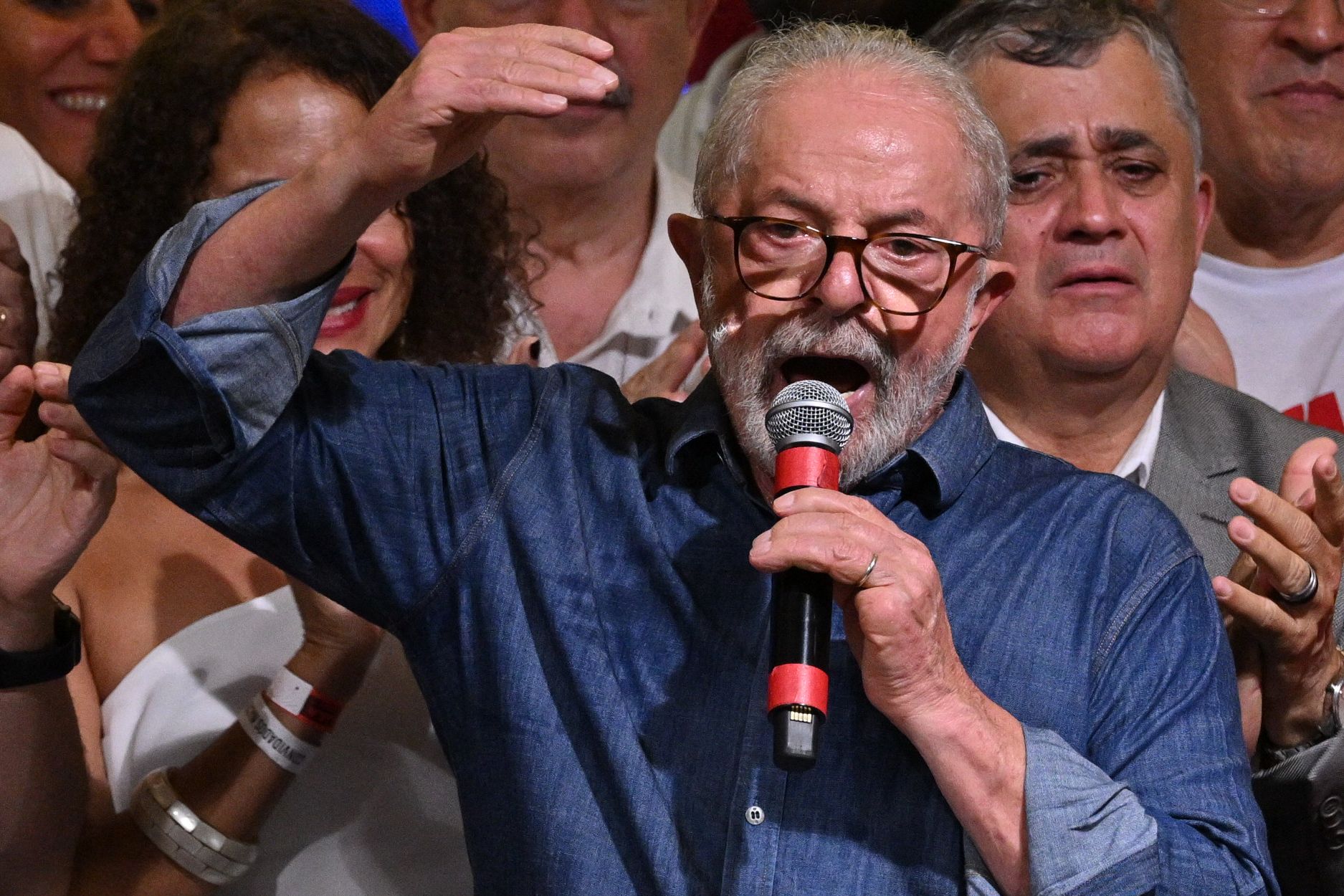 Lula has proclaimed that “there are not two Brazils. We are a single country, a single people.” (AFP) Lula has proclaimed that “there are not two Brazils. We are a single country, a single people.” (AFP)