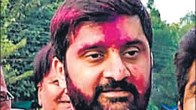 Mumbai, India - January 8, 2020 : Salil Deshmukh (Centre), the son of state home minister Anil Deshmukh, won the Mendpajara zilla parishad seat in Nagpur district. HT PHOTO (Hindustan Times) Mumbai, India - January 8, 2020 : Salil Deshmukh (Centre), the son of state home minister Anil Deshmukh, won the Mendpajara zilla parishad seat in Nagpur district. HT PHOTO (Hindustan Times)