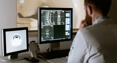 Fitness tips to keep osteoporosis away and prevent falls (MART PRODUCTION) Fitness tips to keep osteoporosis away and prevent falls (MART PRODUCTION)