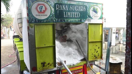 The factory owners said the truck driver opened the wrong valve causing the leak. (HT Photo)