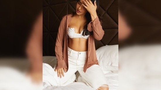 Neha Sharma left her hair open and struck some stunning poses for the gram.(Instagram/@nehasharmaofficial)