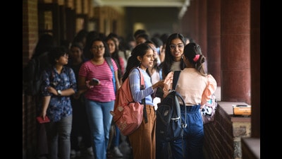 New Delhi, India - November 2, 2022: Delhi University first year students on the first day of college at Miranda House, North Campus, in New Delhi, India, on Wednesday, November 2, 2022. (Photo by Sanchit Khanna/ Hindustan Times) (Hindustan Times) New Delhi, India - November 2, 2022: Delhi University first year students on the first day of college at Miranda House, North Campus, in New Delhi, India, on Wednesday, November 2, 2022. (Photo by Sanchit Khanna/ Hindustan Times) (Hindustan Times)