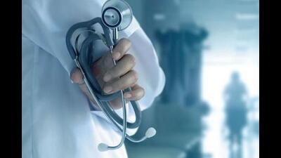 Sangrur district has witnessed around 30% rise in patients with respiratory issues, including cough, breathlessness, runny nose and itchiness in the eyes, as per doctors of the civil hospital. Sangrur district is worst hit this season. It has recorded around 2,821 cases so far and maximum cases were reported after Diwali. (Getty Images/iStockphoto/ Representational image)