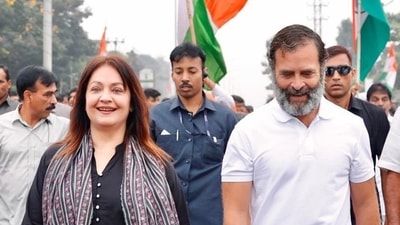 Pooja Bhatt with Rahul Gandhi during the rally. Pooja Bhatt with Rahul Gandhi during the rally.