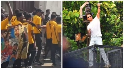Shah Rukh Khan is back on the balcony for his fans. Shah Rukh Khan is back on the balcony for his fans.