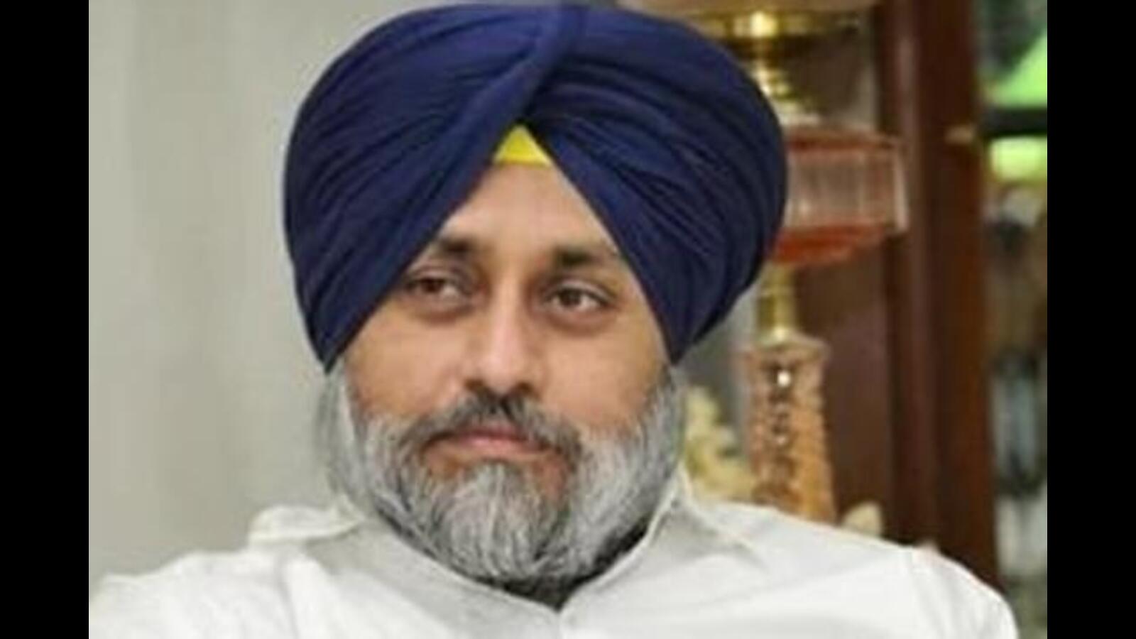 Intimidation case SAD president appears in Amritsar court Hindustan