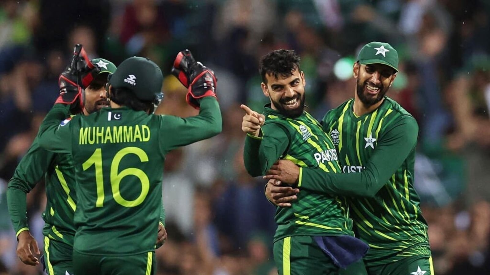 pakistan-keep-t20-world-cup-semi-finals-hopes-alive-with-33-run-win-over-south-africa-in-rain-curtailed-match