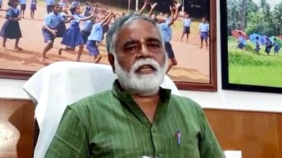 Karnataka schools, UG students to meditate for 10 min to increase concentration Karnataka schools, UG students to meditate for 10 min to increase concentration