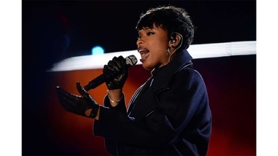 Jennifer Hudson. The Emmy, Tony, Grammy and Oscar winner got her start on American Idol, where she placed seventh in 2004. (Wikimedia Commons) Jennifer Hudson. The Emmy, Tony, Grammy and Oscar winner got her start on American Idol, where she placed seventh in 2004. (Wikimedia Commons)