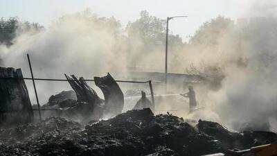 A major fire broke out at two adjoining scrap godowns in the Sopan Nagar area in Wadgaonsheri at 11:58 am on Thursday. (Shankar Narayan/HT PHOTO) A major fire broke out at two adjoining scrap godowns in the Sopan Nagar area in Wadgaonsheri at 11:58 am on Thursday. (Shankar Narayan/HT PHOTO)