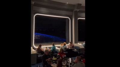 Dine in 'space' at this restaurant. (Instagram/@shawnthefoodsheep ) Dine in 'space' at this restaurant. (Instagram/@shawnthefoodsheep )