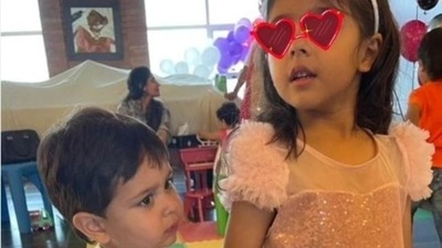 Jeh and Inaaya in the new pic shared by their aunt Saba Ali Khan. Jeh and Inaaya in the new pic shared by their aunt Saba Ali Khan.
