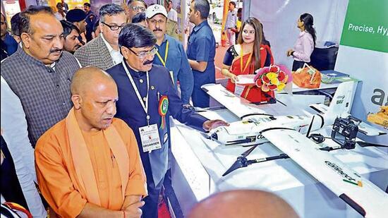 Uttar Pradesh chief minister Yogi Adityanath shows keen interest at MSME exhibition in Lucknow on Thursday. (Deepak Gupta/HT Photo) Uttar Pradesh chief minister Yogi Adityanath shows keen interest at MSME exhibition in Lucknow on Thursday. (Deepak Gupta/HT Photo)