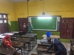 Delhi primary schools to be closed from tomorrow Delhi primary schools to be closed from tomorrow