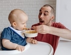 Tips on feeding your baby: Healthy and nutritious food at each stage (Karolina Grabowska) Tips on feeding your baby: Healthy and nutritious food at each stage (Karolina Grabowska)