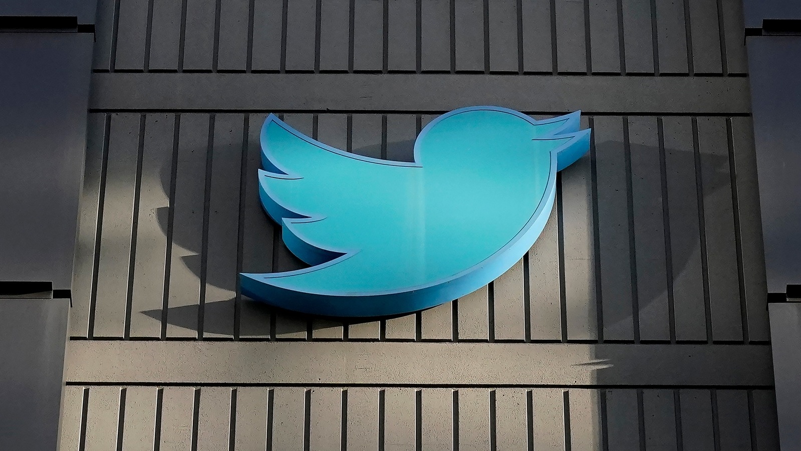 twitter-layoffs-employees-in-marketing-and-communications-department-in-india-reports