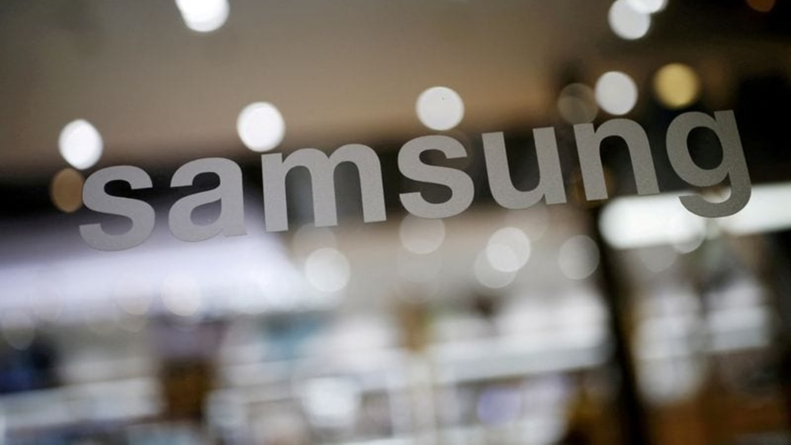 Samsung's best Diwali ever, clocks smartphone sales worth $1.7 billion: Report