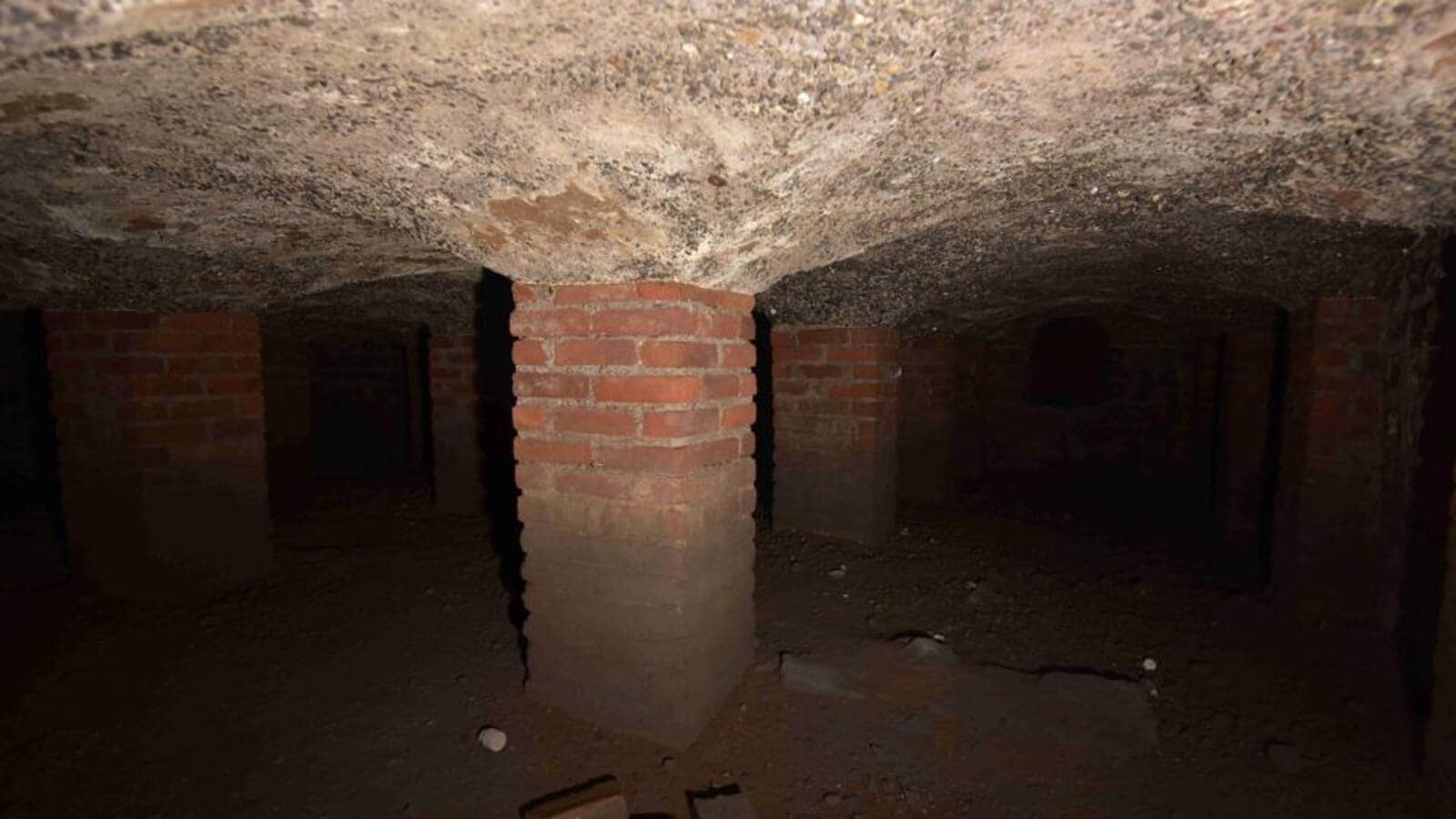 Britishera tunnel discovered under JJ Hospital Mumbai news