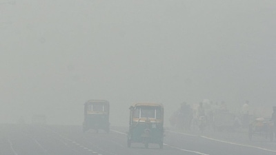 Delhi air quality index hits 500. (HT)