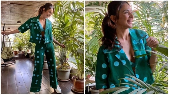 Rakul Preet's Instagram lookbook is a one-stop shop for all fashion enthusiasts. Her handle features a series of images of herself in trendy fits. The actor is finally back from her Maldives vacation and is having a gala time just relaxing in her home. Recently, she dropped a string of images of herself in a polka-dotted co-ord set.(Instagram@rakulpreet)