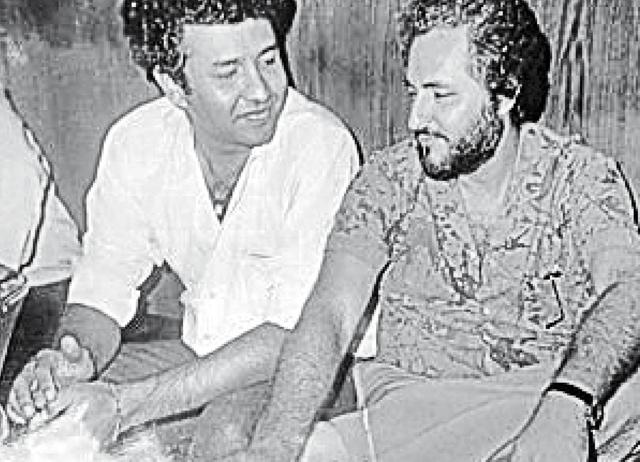With music director Anu Malik for his directorial venture Sohni Mahiwal With music director Anu Malik for his directorial venture Sohni Mahiwal