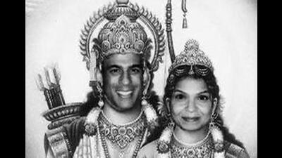 BROWN BOY TIMES: UK PM Rishi Sunak and his wife Akshata Sunak as Lord Ram and Sita. (SOURCE: SOCIAL MEDIA) BROWN BOY TIMES: UK PM Rishi Sunak and his wife Akshata Sunak as Lord Ram and Sita. (SOURCE: SOCIAL MEDIA)