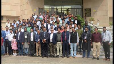 Alumni pose for a group photograph with their teachers at IIIT-A on Saturday. (ht photo) Alumni pose for a group photograph with their teachers at IIIT-A on Saturday. (ht photo)