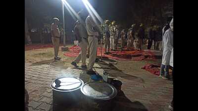 Karnal medical students protest police action against MBBS protesters