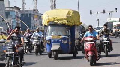 Two-wheeler riders driving without helmets on a Chinchwad road on Saturday. (HT PHOTO)