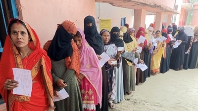 Women voters wait in a queue to cast their votes for assembly bypolls in Bihar's Gopalganj assembly constituency on Thursday. (ANI) Women voters wait in a queue to cast their votes for assembly bypolls in Bihar's Gopalganj assembly constituency on Thursday. (ANI)