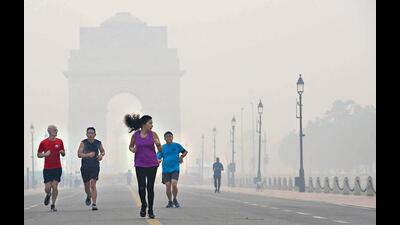 AQI levels in Delhi-NCR breach the 400 mark making air quality dip to ‘severe’ category. This has made walking, cycling, and other physical activities difficult in the open areas. (Photo: Arvind Yadav (photo for representation purpose only)) AQI levels in Delhi-NCR breach the 400 mark making air quality dip to ‘severe’ category. This has made walking, cycling, and other physical activities difficult in the open areas. (Photo: Arvind Yadav (photo for representation purpose only))