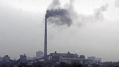Delhi Pollution Control Committee (DPCC) is developing a mechanism to help it determine the extent of damage caused by a polluter and fix damages to be paid. (Mohd Zakir/ HT file photo) Delhi Pollution Control Committee (DPCC) is developing a mechanism to help it determine the extent of damage caused by a polluter and fix damages to be paid. (Mohd Zakir/ HT file photo)