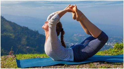 Dhanurasana (Bow Pose) (Unsplash)