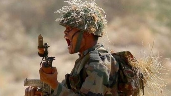 An Indian Army soldier during a military drill in Rajasthan. (Jasjeet Plaha/ HT File Photo)