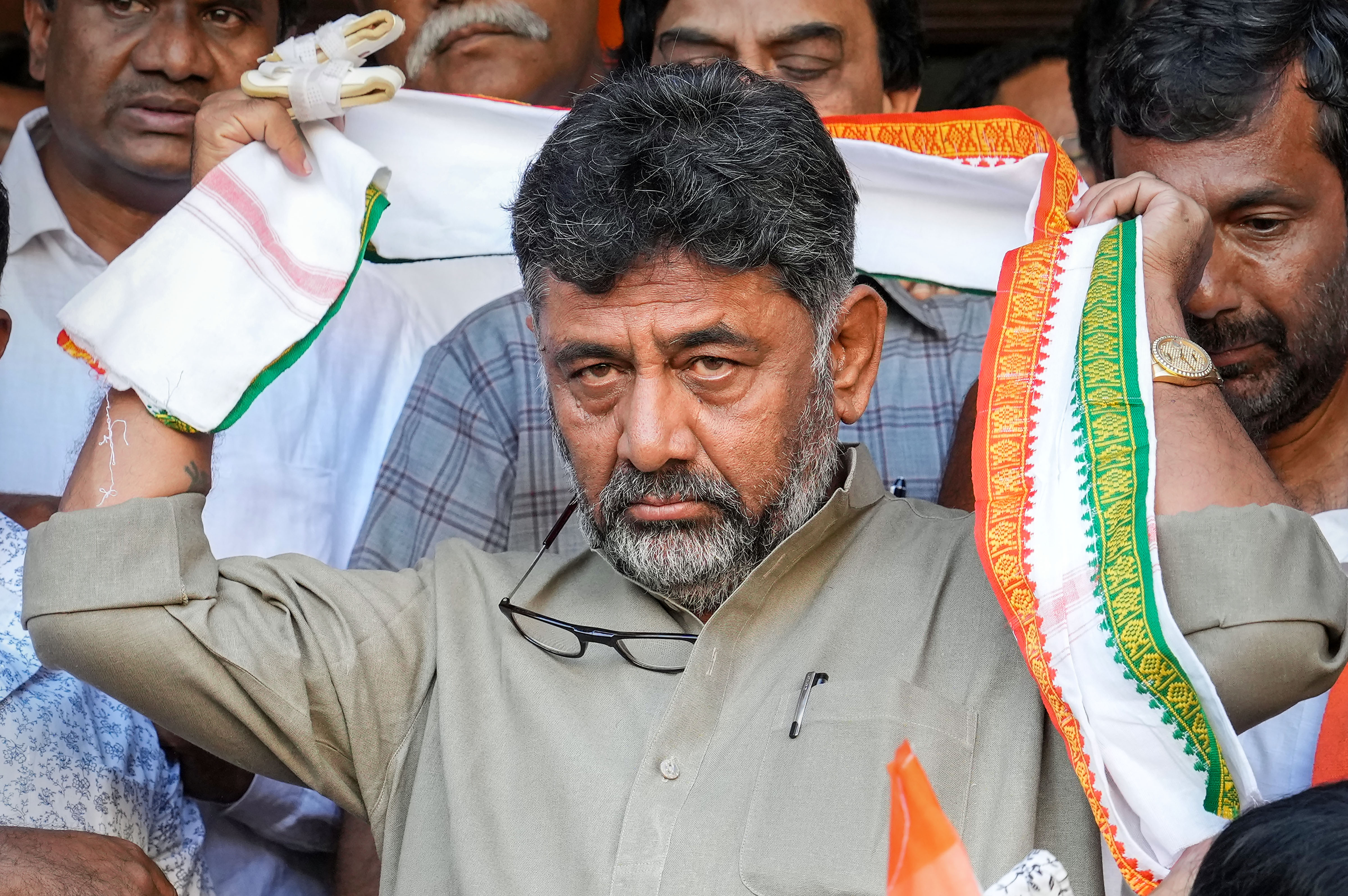 The two Congress leaders have been asked to appear before the ED on Monday. (PTI Photo/Shailendra Bhojak) (PTI) The two Congress leaders have been asked to appear before the ED on Monday. (PTI Photo/Shailendra Bhojak) (PTI)