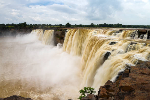 Visit Chitrakote, a small town in Chhattisgarh's Bastar region, if you want to learn more about the lively and colourful tribal culture. (istockphoto)