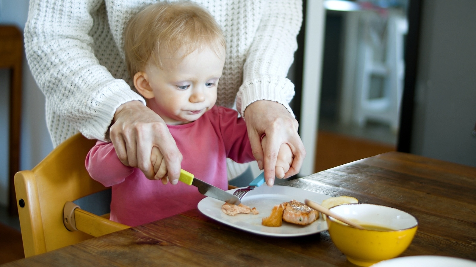 A therapist’s guide to teaching age-appropriate chores to kids