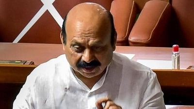 Bommai said he was happy that a big Advocates' Bhavan had been constructed and named it after 'Rashtrakavi Kuvempu'. Bommai said he was happy that a big Advocates' Bhavan had been constructed and named it after 'Rashtrakavi Kuvempu'.