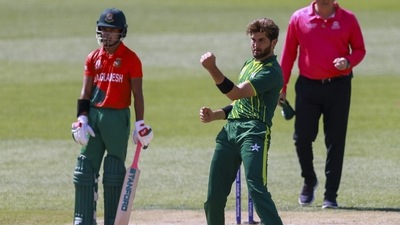 Pakistan's Shaheen Afridi celebrates after taking the wicket Bangladesh's Mosaddek Hossain during the T20 World Cup cricket match between Pakistan and Bangladesh in Adelaide. (AP) Pakistan's Shaheen Afridi celebrates after taking the wicket Bangladesh's Mosaddek Hossain during the T20 World Cup cricket match between Pakistan and Bangladesh in Adelaide. (AP)