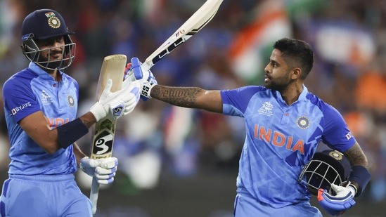 Axar Patel (L) with Suryakumar Yadav(AP)