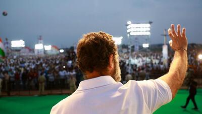 Congress leader Rahul Gandhi waves to the crowd as he arrives to address a public meeting during the party's Bharat Jodo Yatra in Telangana on Monday. (Congress/Twitter) Congress leader Rahul Gandhi waves to the crowd as he arrives to address a public meeting during the party's Bharat Jodo Yatra in Telangana on Monday. (Congress/Twitter)