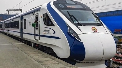 Vande Bharat Express' first trial run in South India begins (HT_PRINT) Vande Bharat Express' first trial run in South India begins (HT_PRINT)