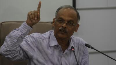 Maharashtra chief electoral officer Shrikant Deshpande during a press conference in Pune on Monday. (Shankar Narayan/HT PHOTO) Maharashtra chief electoral officer Shrikant Deshpande during a press conference in Pune on Monday. (Shankar Narayan/HT PHOTO)