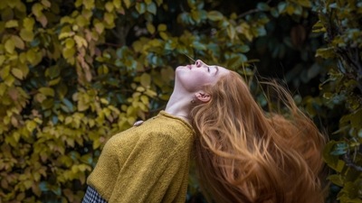 Tips and tricks to manage hairfall (Photo by Luke Pennystan on Unsplash)