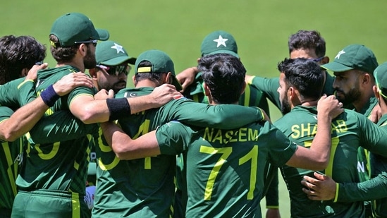 Pakistan players gather for a huddle during the ICC Men's T20 World Cup 2022(ANI)